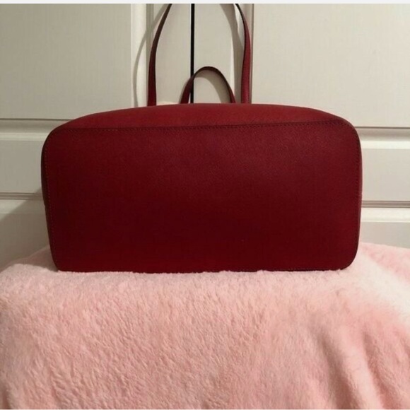 Michael Kors Red Jet Set Medium Tote Bag And Wallet Set - Picture 7 of 11